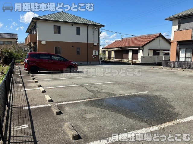 津市末広町3-15の月極駐車場2