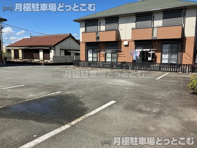 津市末広町3-15の月極駐車場3