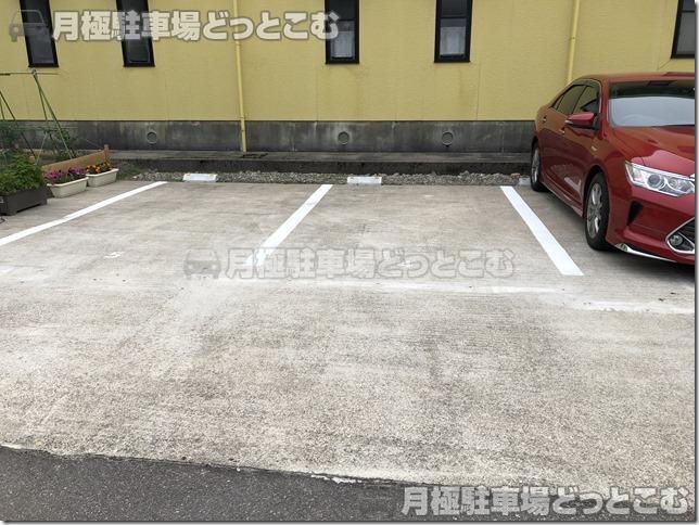 射水市三ケ2739-3の月極駐車場2