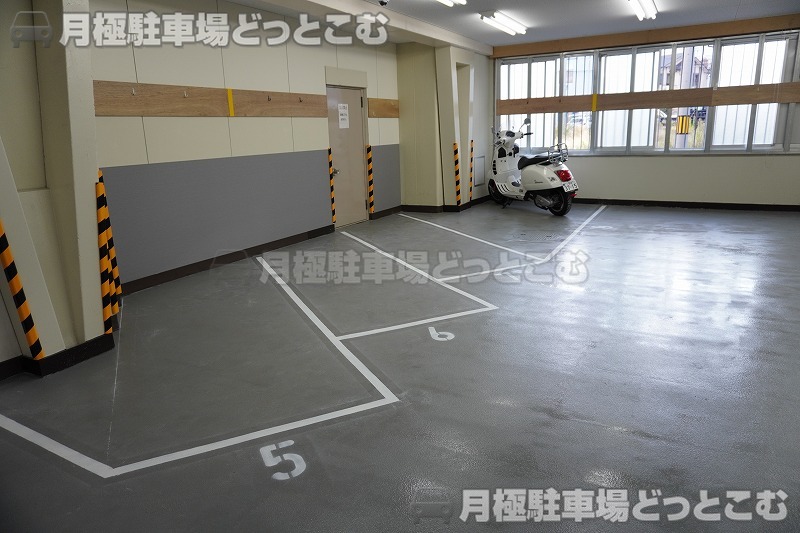 名古屋市中村区千原町の月極駐車場6