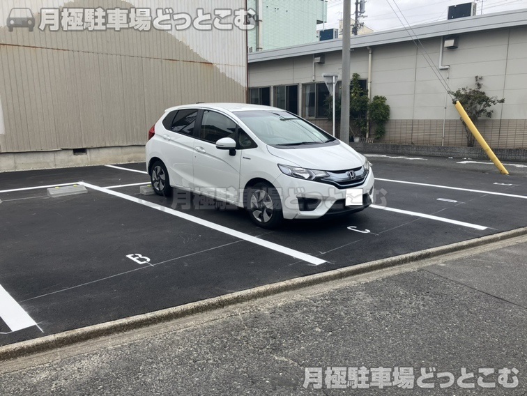 名古屋市熱田区野立町2丁目23の月極駐車場5