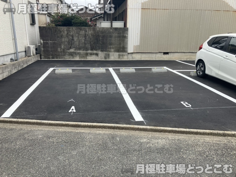 名古屋市熱田区野立町2丁目23の月極駐車場6