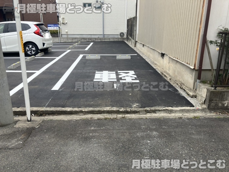 名古屋市熱田区野立町2丁目23の月極駐車場9