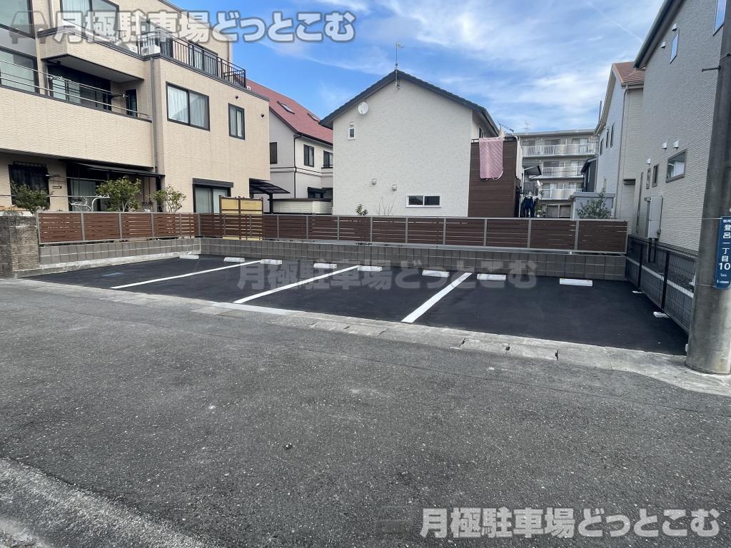 静岡市駿河区登呂1丁目10-1の月極駐車場2