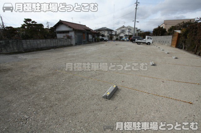 松本市島立649－5の月極駐車場2