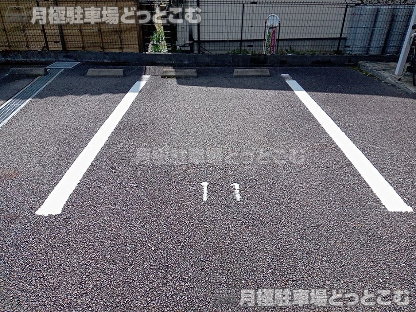 可児市土田5257-3の月極駐車場5