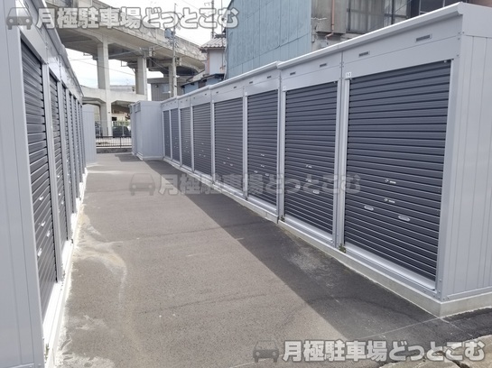 岐阜市竜田町8丁目3-2の月極駐車場2