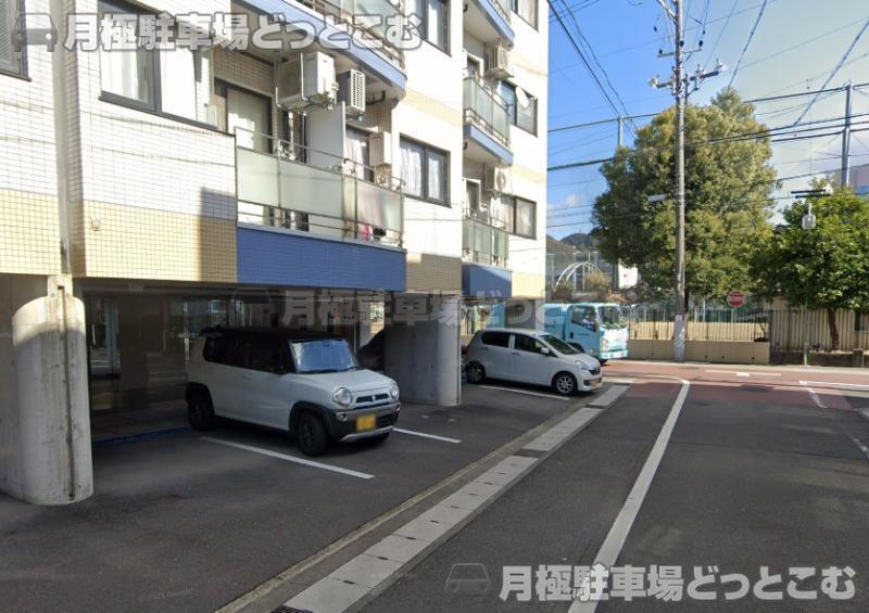岐阜市今川町1-15-3の月極駐車場2