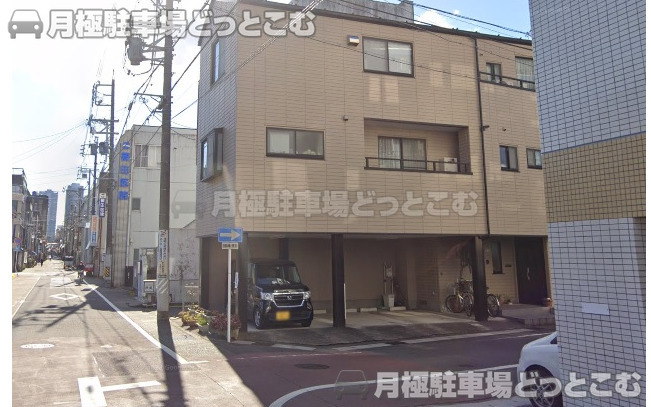 岐阜市今川町1-15-3の月極駐車場3
