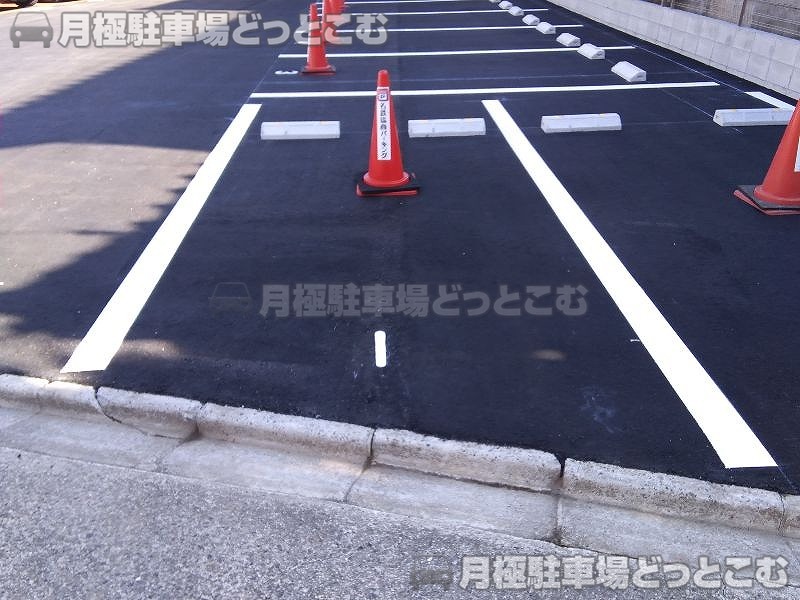 名古屋市昭和区御器所3丁目2001の月極駐車場5