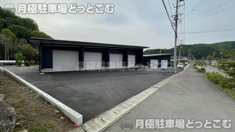 可児郡御嵩町御嵩2009-5の月極駐車場1