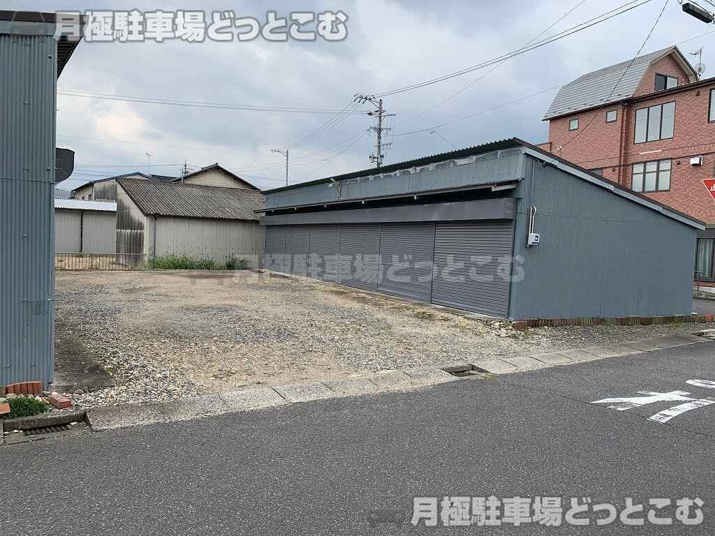 土岐市泉町大富大和町251-4の月極駐車場3