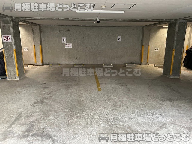 西宮市田代町138-10の月極駐車場5