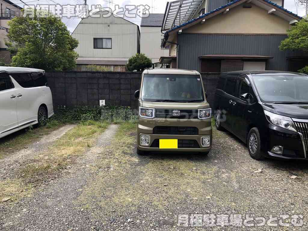 静岡市駿河区小鹿1-165の月極駐車場3