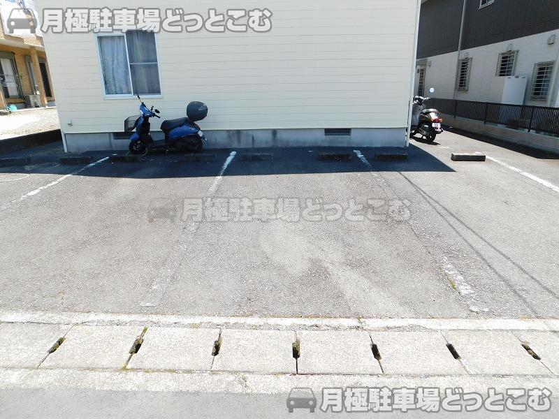 富士宮市宮原412-5の月極駐車場2
