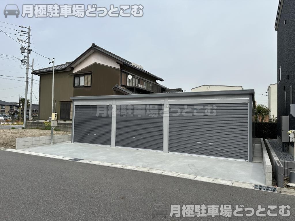 名古屋市港区東茶屋1丁目126番2、165番、167番、168番1、173番の月極駐車場8