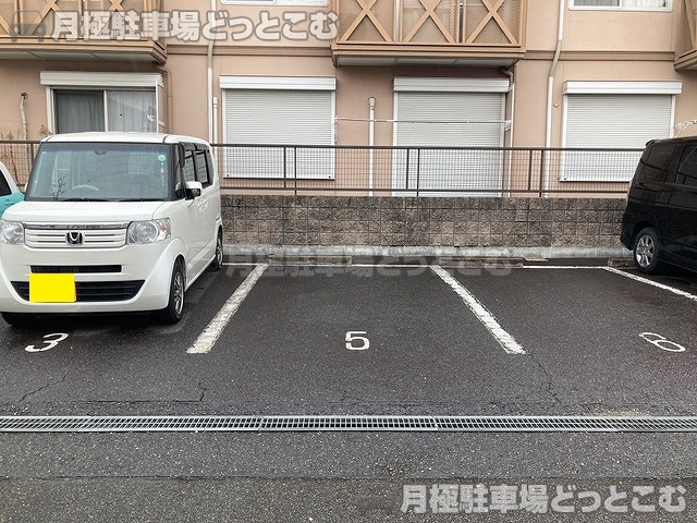 一宮市浅野字馬東1の月極駐車場3