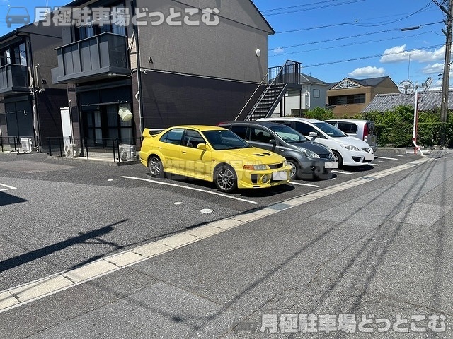 岡崎市宇頭町字出口23-2の月極駐車場2