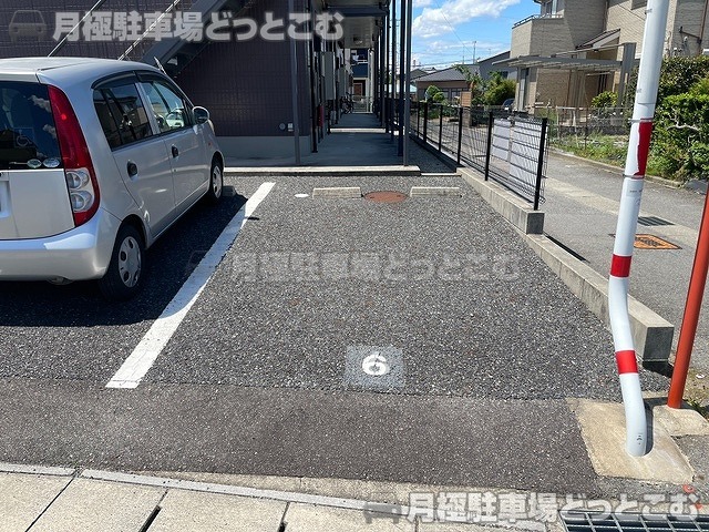 岡崎市宇頭町字出口23-2の月極駐車場3