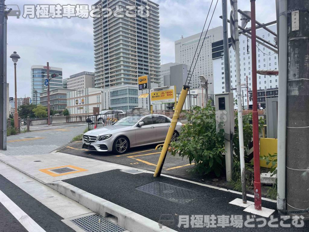 名古屋市中村区名駅南2-102の月極駐車場2