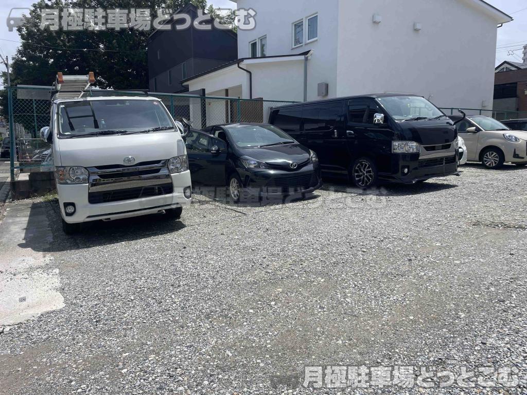 名古屋市中村区森末町1-61の月極駐車場2