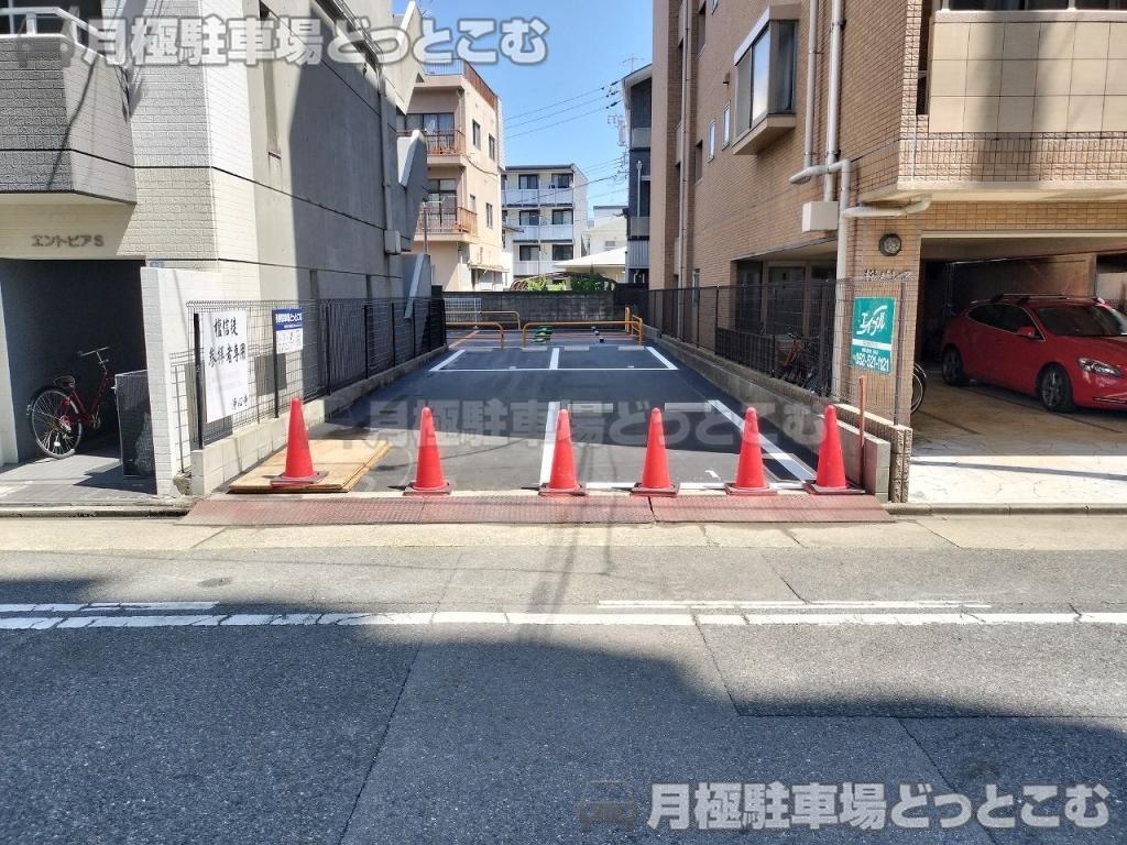 名古屋市西区上名古屋2丁目603の月極駐車場5