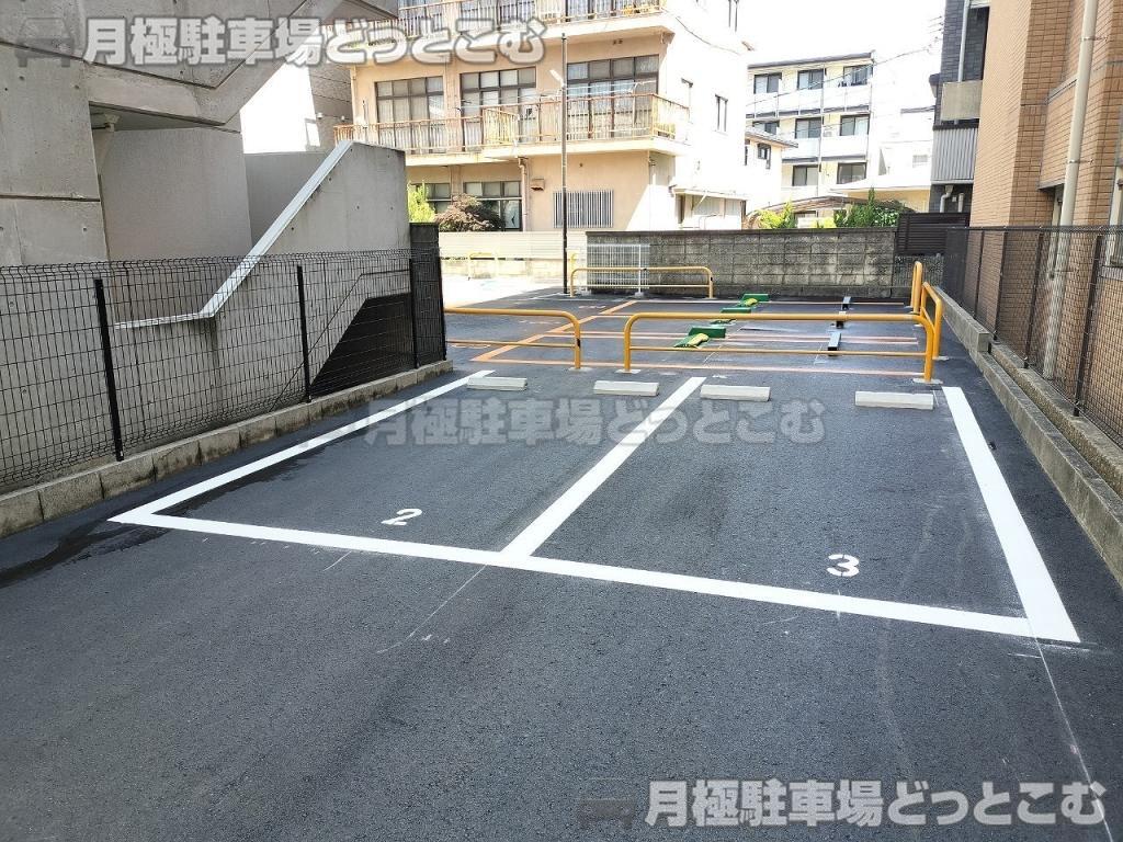 名古屋市西区上名古屋2丁目603の月極駐車場6