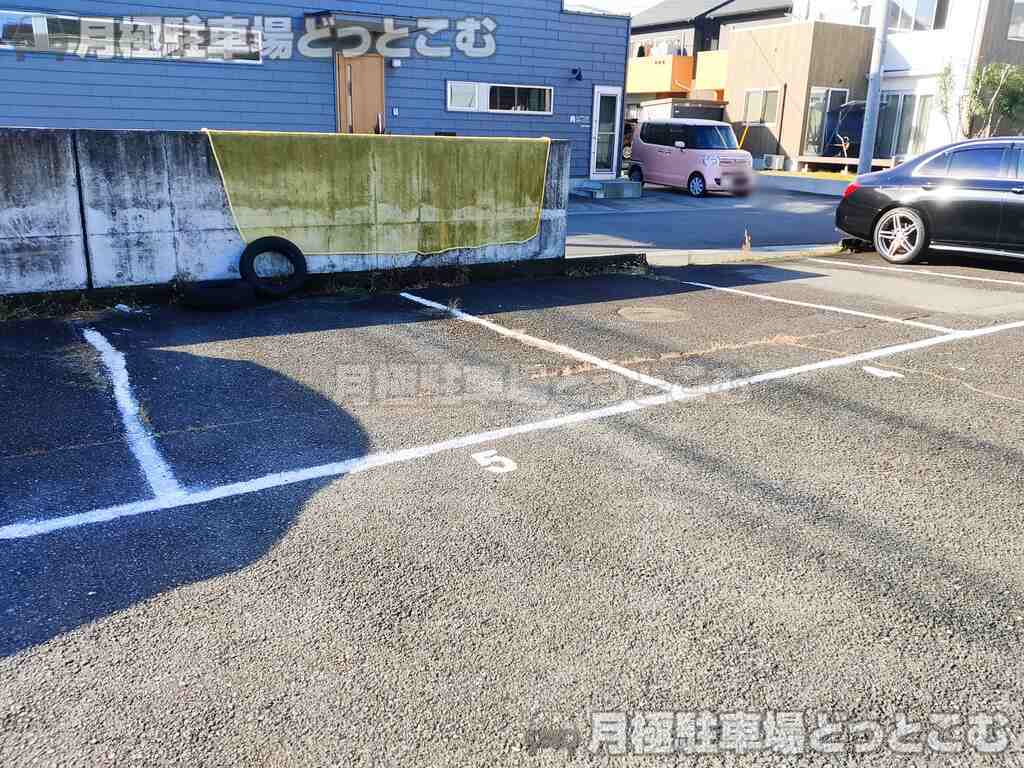 富士市石坂92-2の月極駐車場2