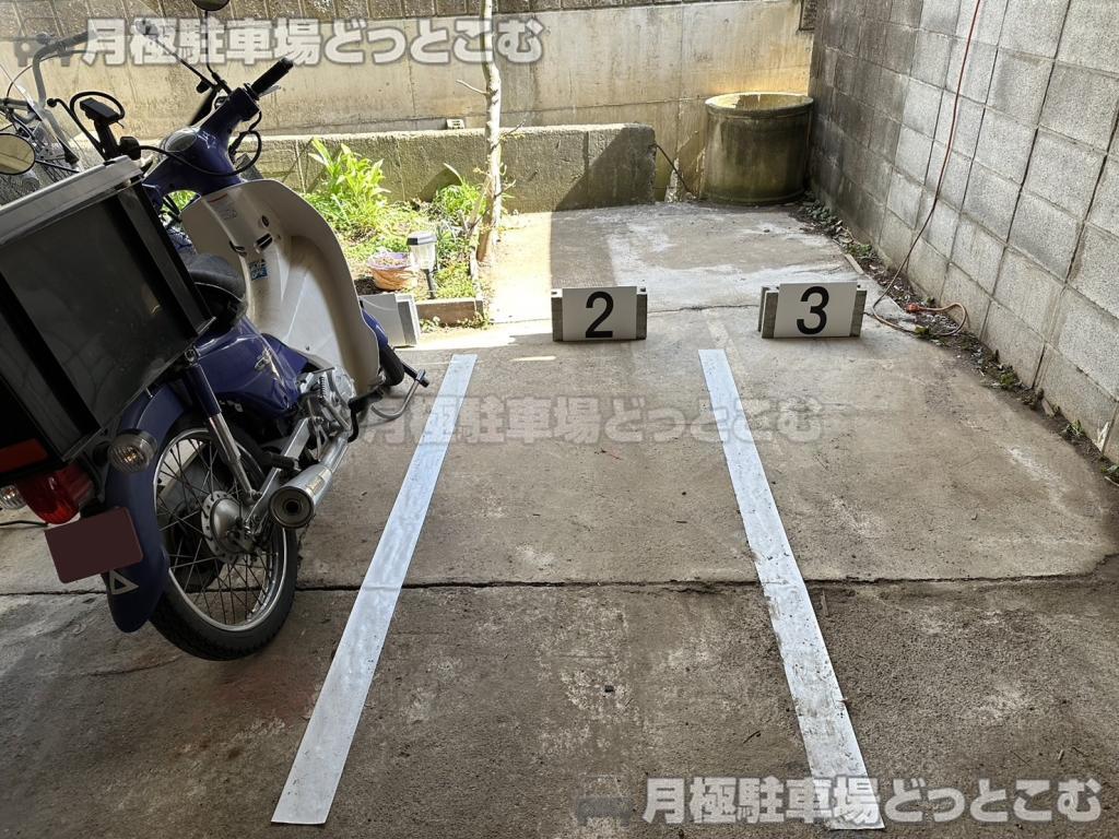 さいたま市見沼区南中丸51-7の月極駐車場4