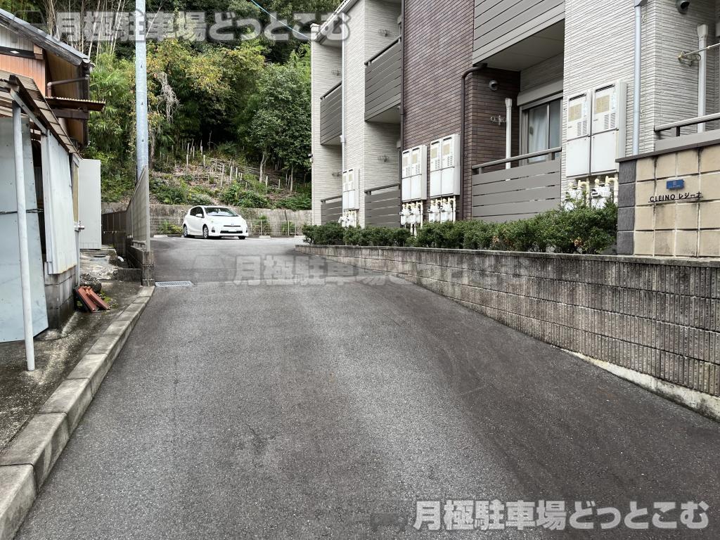 みよし市福谷町鑰之洞27の月極駐車場2