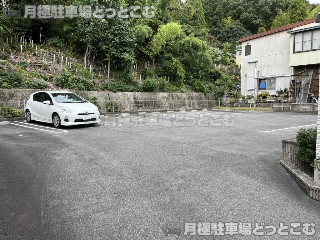 みよし市福谷町鑰之洞27の月極駐車場3