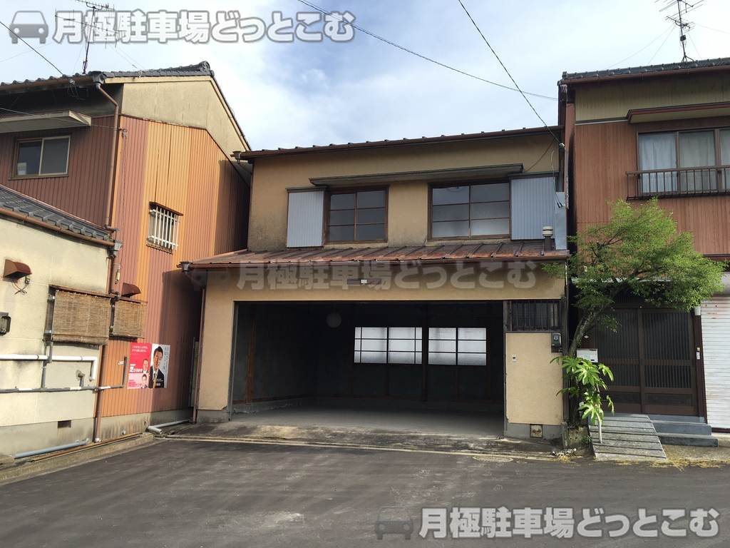 桑名市三之丸16-1の月極駐車場3