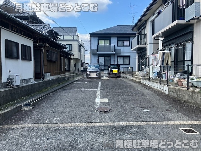 津市河芸町中別保2401の月極駐車場2