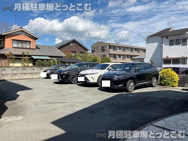 津市桜橋1丁目321の月極駐車場3