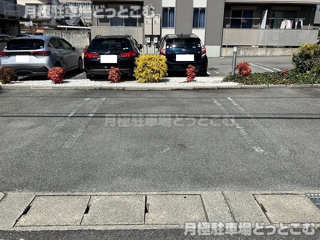 津市桜橋1丁目321の月極駐車場4