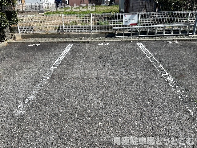 津市船頭町津興1716の月極駐車場6