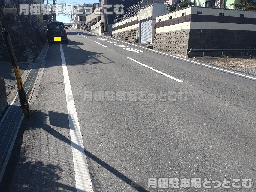 四日市市垂坂町373-1の月極駐車場6