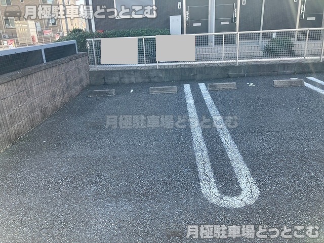 鈴鹿市末広東11-7の月極駐車場2