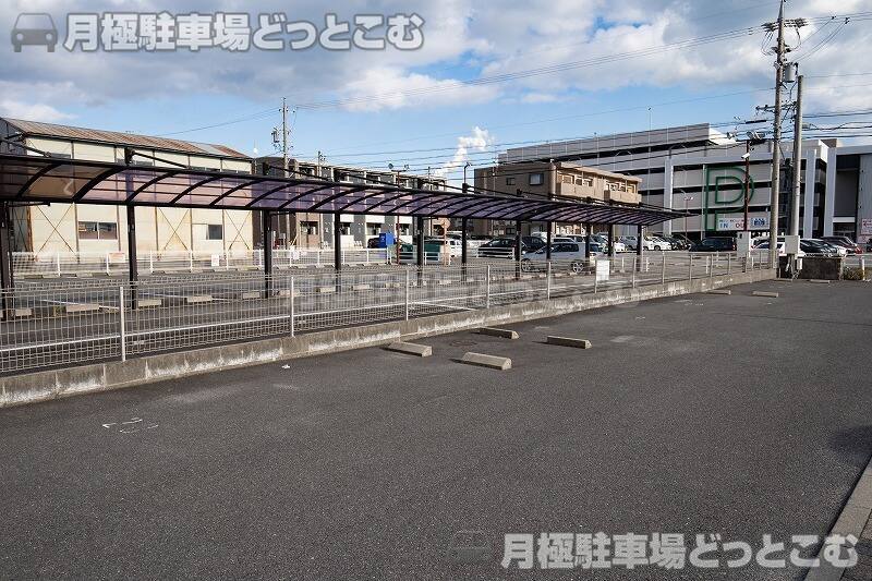 四日市市金場町1-40の月極駐車場3