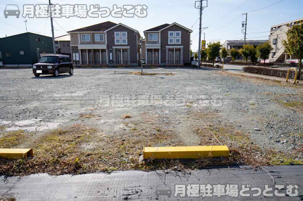 松阪市嬉野中川新町2-167、2-168の月極駐車場2
