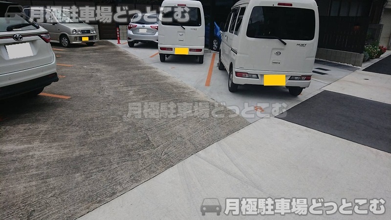 名古屋市中区新栄1丁目1802-1の月極駐車場8