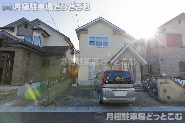 大津市大将軍1丁目7ﾉ坪717番15の月極駐車場1