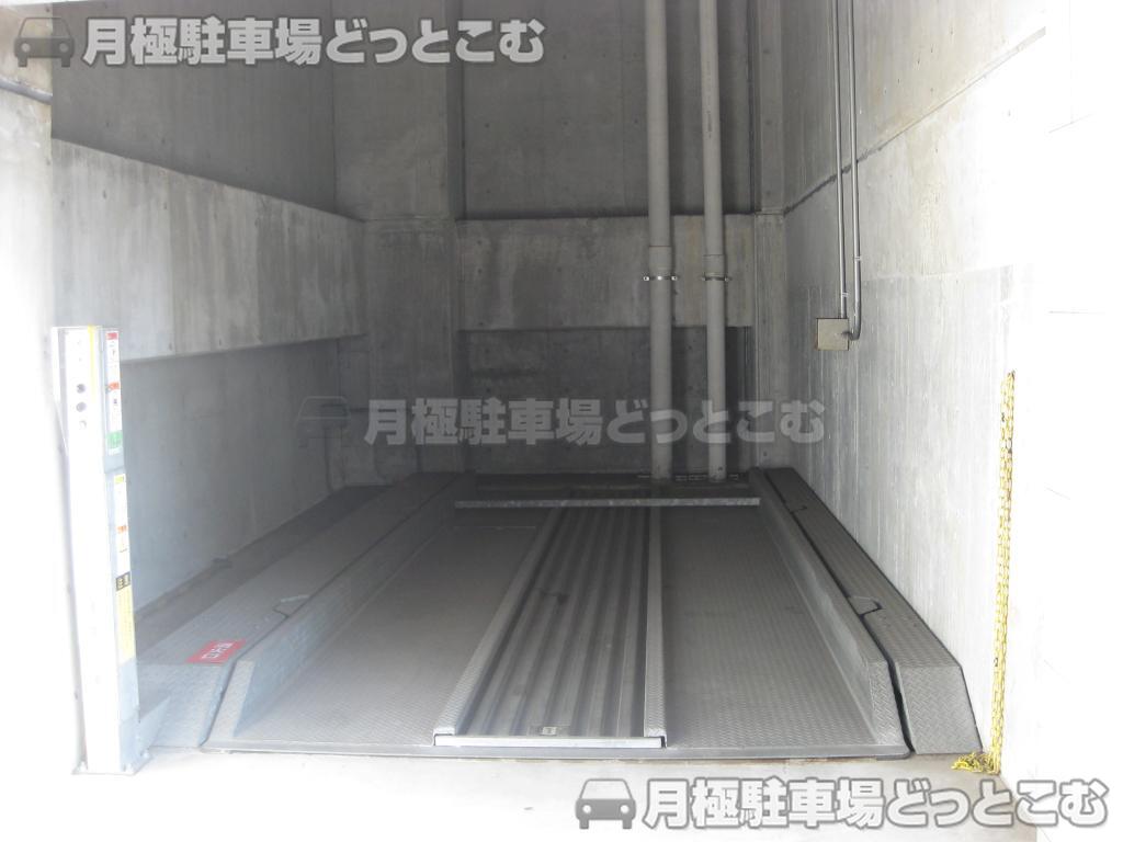 目黒区下目黒1丁目6－19 の月極駐車場2