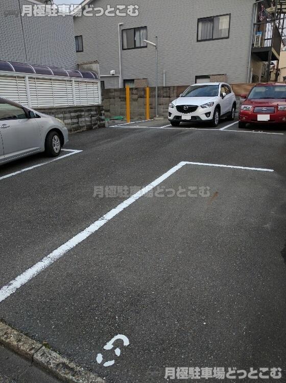 京都市南区上鳥羽南唐戸町107の月極駐車場2