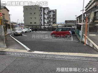 宇治市五ケ庄折坂51-6の月極駐車場3
