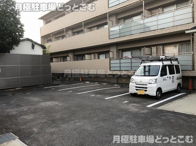 京都市左京区修学院大林町8-1の月極駐車場2