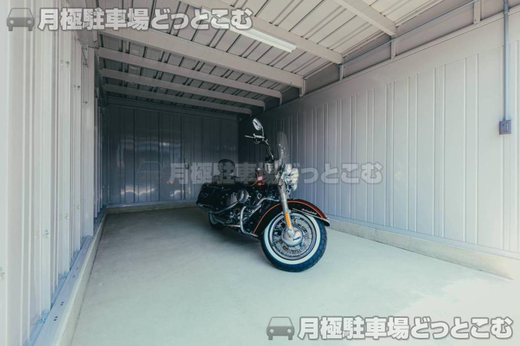 春日井市勝川町西3丁目8の月極駐車場4