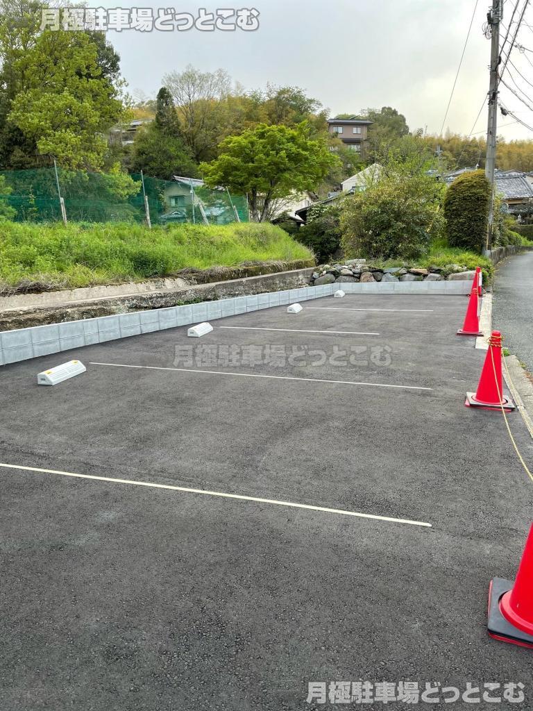 京都市西京区山田南町38-1の月極駐車場2