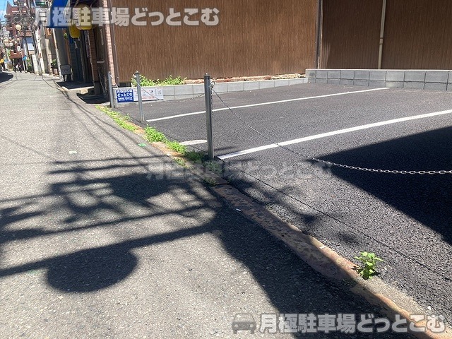 大阪市阿倍野区美章園2丁目18-1,18-3の月極駐車場5