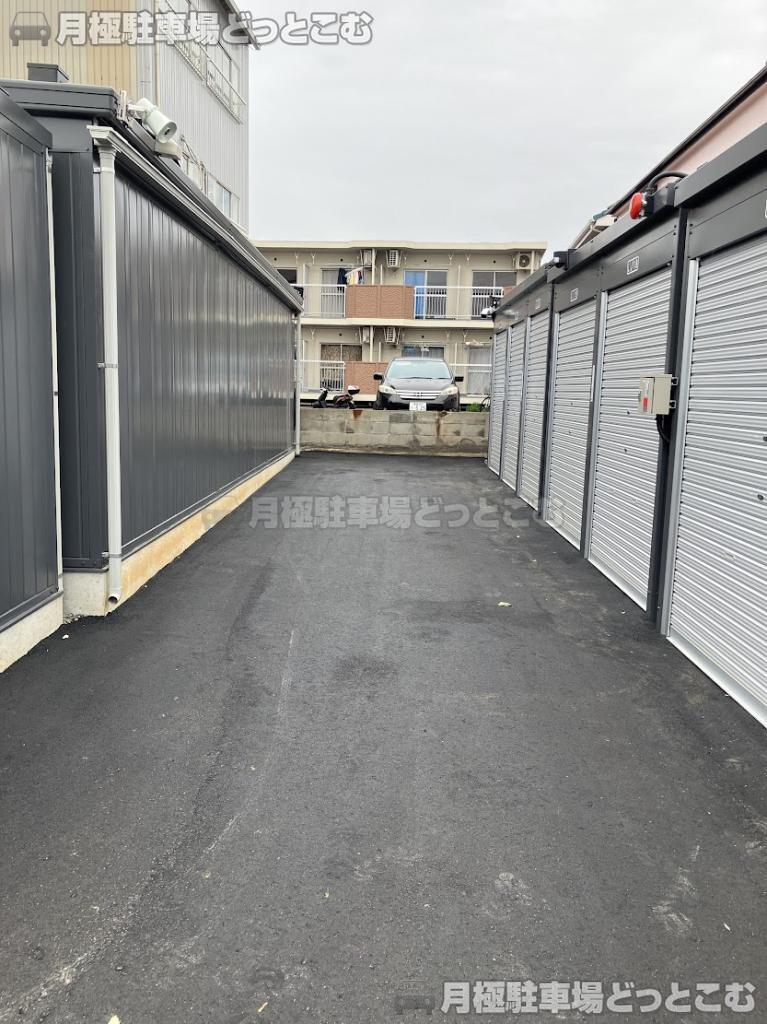 刈谷市高松町5-1の月極駐車場3